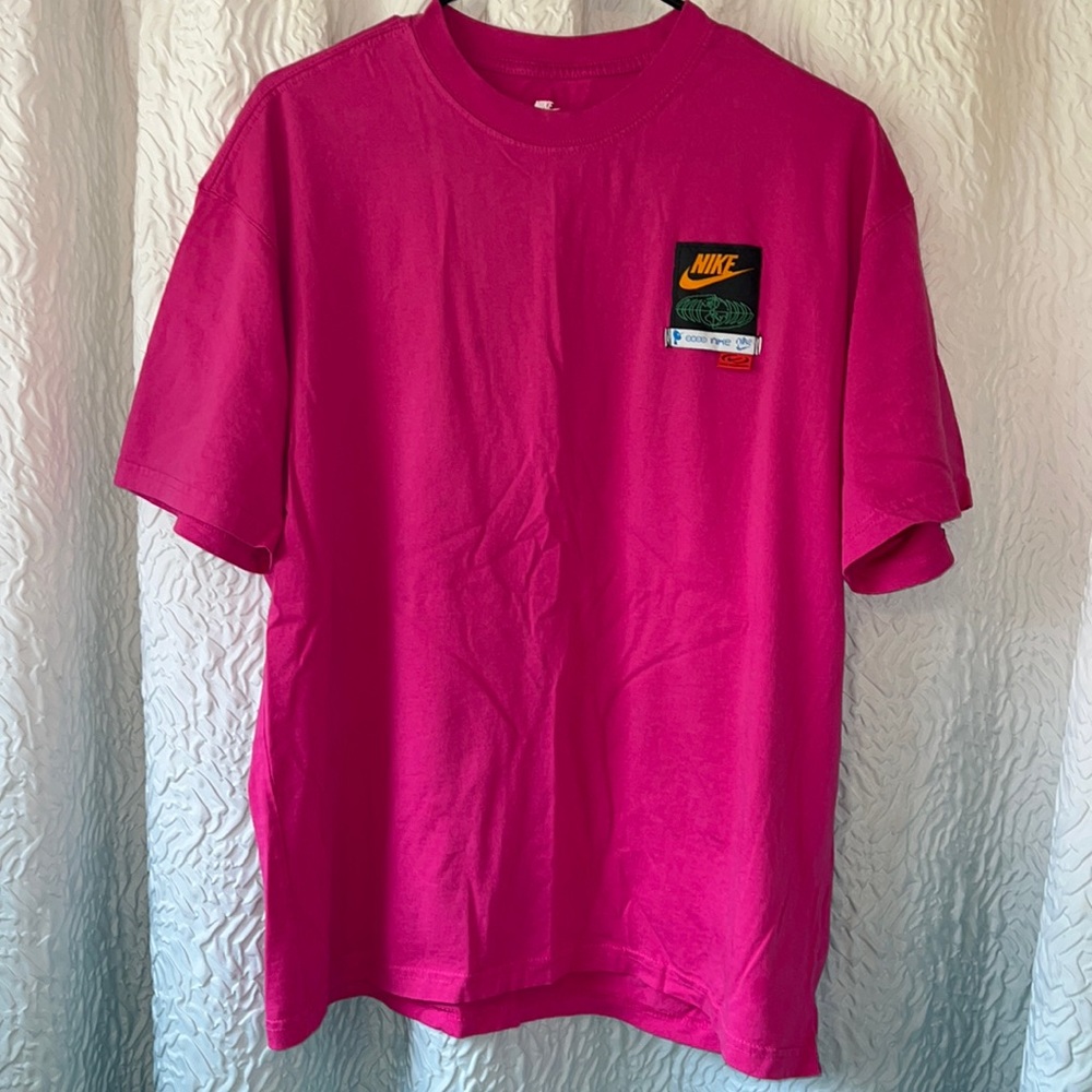 Men’s Pink Nike Loose Fit Tee